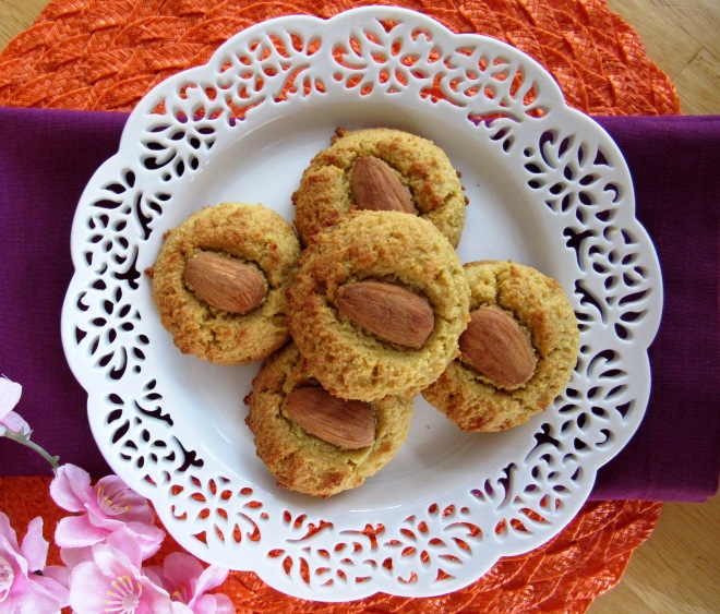 Chinese Almond Cookies made with almond flour